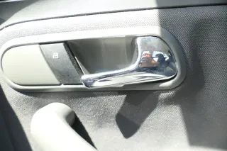 1x Seat Ibiza 6L Türverkleidung Verkleidung Tür vorne rechts 2/3-Türer Griff - Bild 2