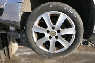 Passat 3C Golf Reifen Winterreifen 205/55 R16 91T Alufelgen Felgen 5-6mm Borbet - Bild 7