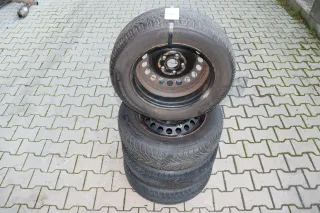 VW Golf 6 Touran 1T 195/65 R15 91T Winterreifen M+S Felgen Reifen M&S ca.3-6mm - Bild 2