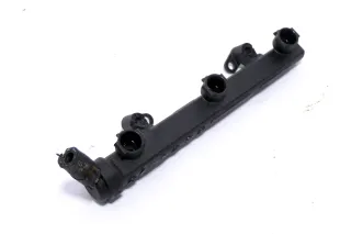 VW Up Mii Einspritzdüse Einspritzleiste Leiste 04C133317J - Bild 3