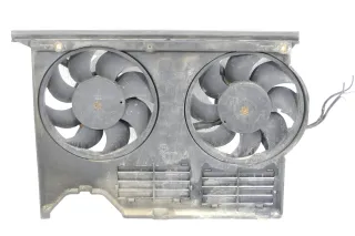 Audi 80 Lüfterzarge Lüfter Kühlerlüfter Klimaanlage Doppellüfter 8A0121207A Auto - Bild 1