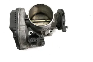 VW Passat 3B A4 Drosselklappe Drosselklappenstutzen AEB 1,8 T Tubro 058133063M Q - Bild 1