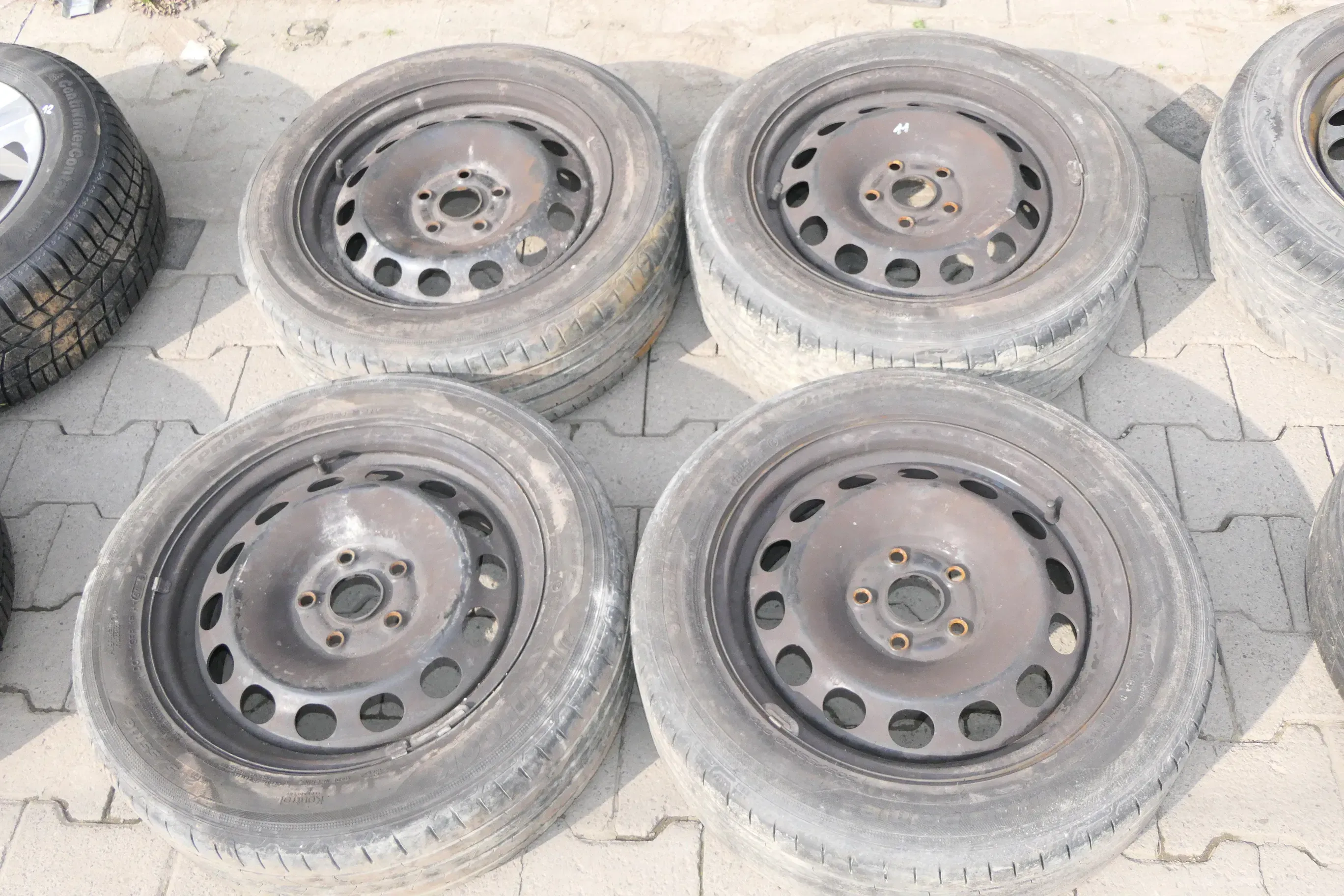 VW Golf 5 Touran Audi A3 Stahlfelgen Felge Reifen 205/55 R16 91V Sommer 4-4,5mm - Bild 1