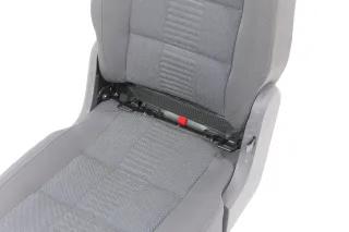 VW Touran Sitz hinten links (hinter Fahrersitz) Rücksitz anthrazit I Isofix - Bild 2