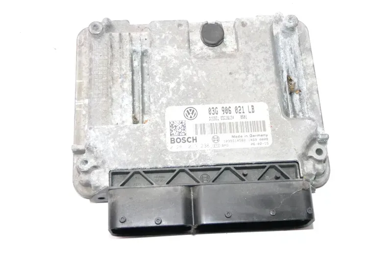 Skoda Octavia 1Z Steuergerät 1.9 TDI 77kw 105PS BXE Motor 03G906021LB - Bild 1