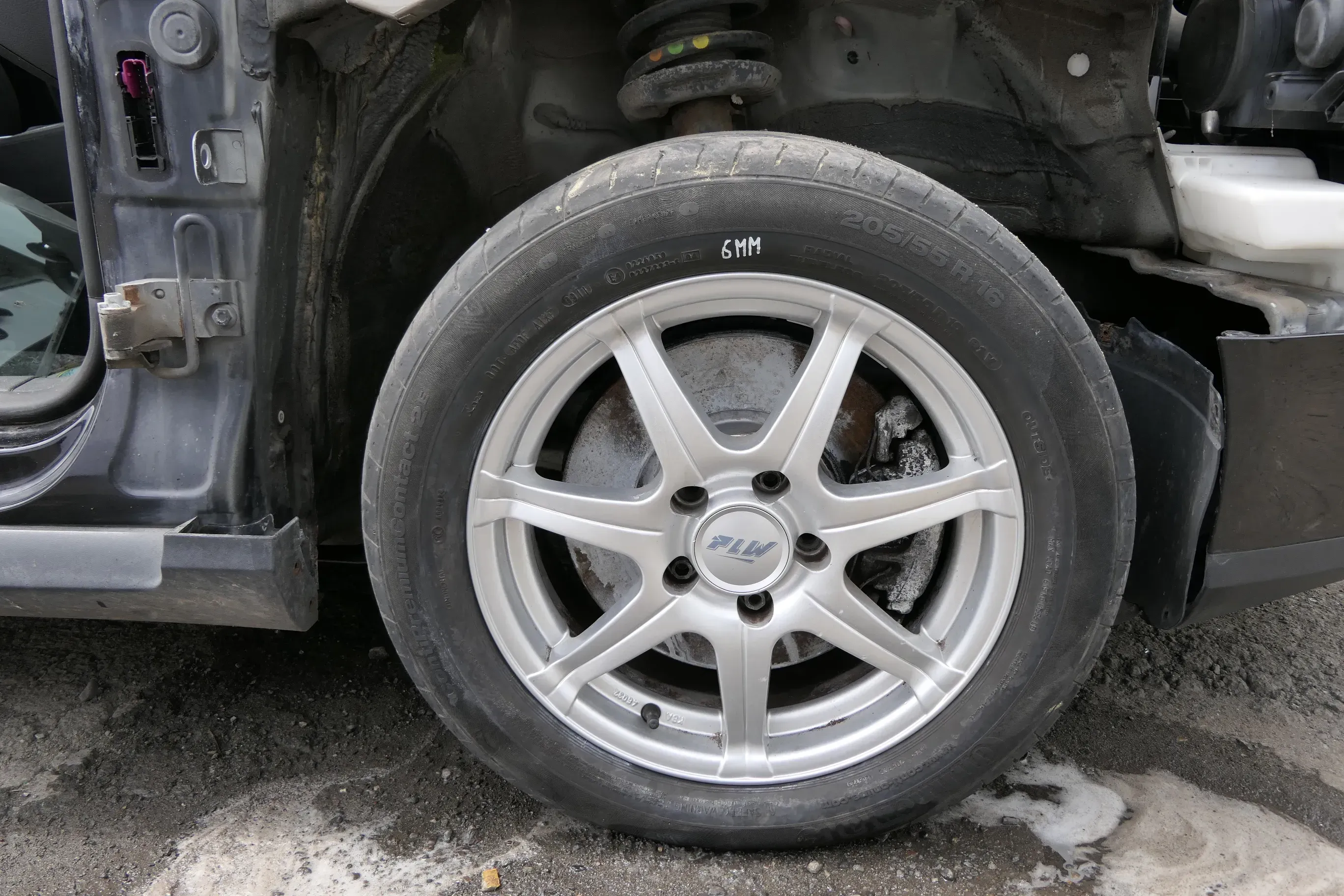 Passat 3C Golf Alufelgen Felgen Sommerreifen 205/55 R16 91V KBA 47394 6,5x16H2 - Bild 1