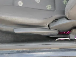 Seat Arosa VW Lupo Sitz vorn links Fahrersitz Höhenverstellung höhenverste rot - Bild 3