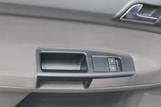 1x VW Polo 9N Türverkleidung Verkleidung Tür vorne links 2/3-Türer Griff Öffner - Bild 2
