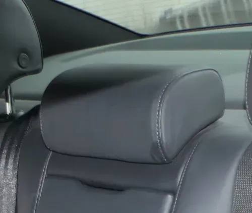 1x Audi A6 4F C6 Kopfstütze hinten mitte mittig Kopfstützen Leder Perlnappaleder - Bild 1