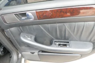 1x Audi A6 4B Türverkleidung Verkleidung Tür hinten rechts Leder onyx - Bild 2