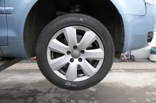 A6 4F TT Alufelgen Winterreifen Reifen Felgen 215/55 R16 97V 4F0601025AJ 4-6mm - Bild 8