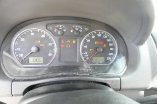 VW Polo 9N Tacho Tachometer Kombiinstrument 252.000km 6Q0920801P 1,2 47kw 40kw - Bild 2