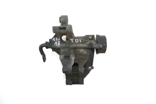 VW Golf 3 Halter Konsole Lichtmaschine Träger 1,9 TDI 90PS 028903139T  1Z AHU - Bild 1