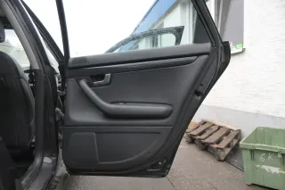 4x Audi A4 8E B6 Türverkleidung Verkleidung Tür schwarz Leder - Bild 7