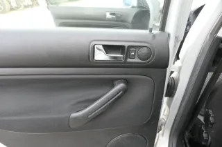 1x VW Golf 4 1J Kombi Türverkleidung Verkleidung Tür hinten links schwarz - Bild 2