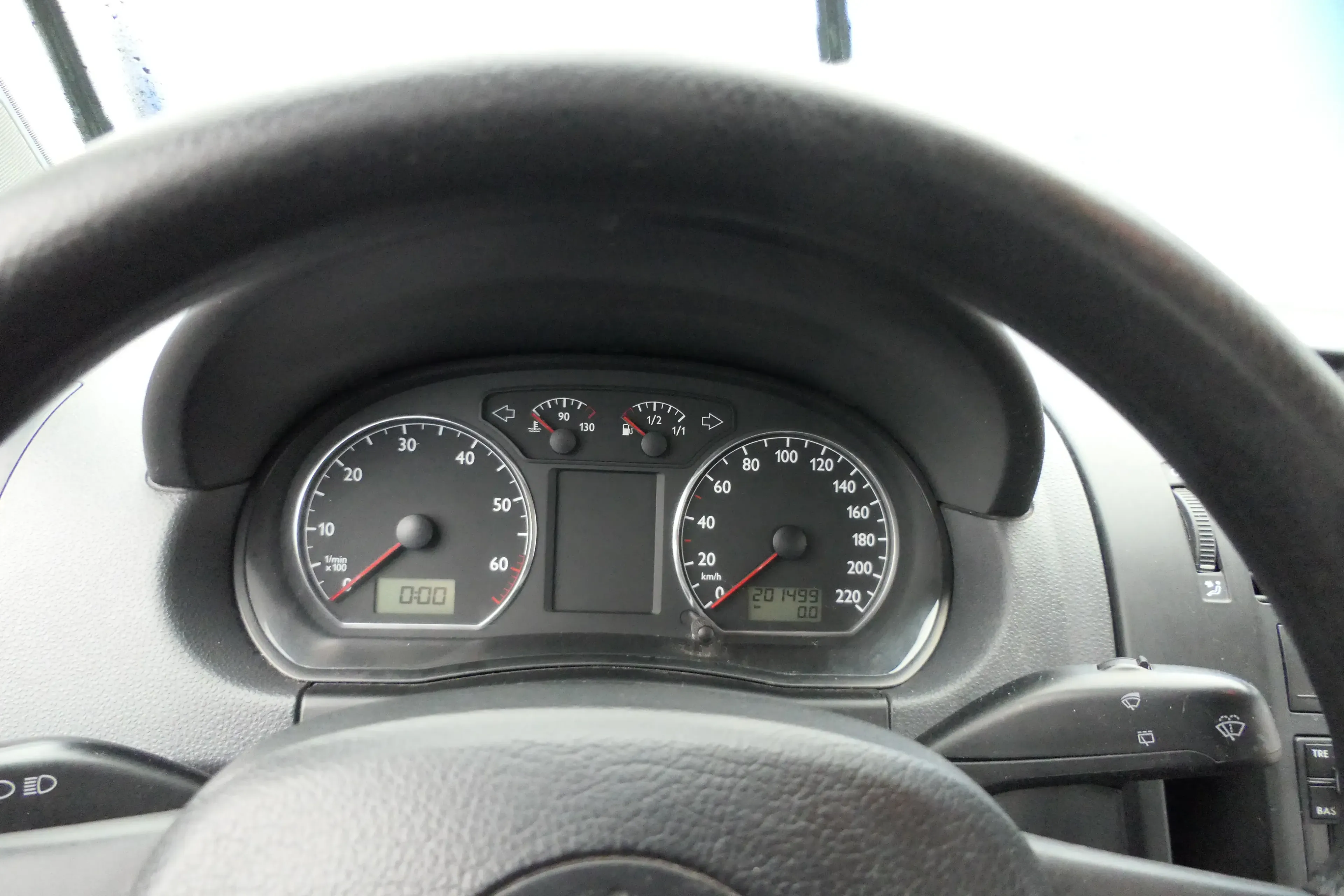 VW Polo 9N Tacho Tachometer Kombiinstrument 6Q0920802A 1,2 47kw 40kw 201.000km - Bild 1