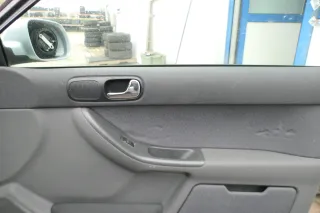 Audi A3 8L Türverkleidung Verkleidung Tür vorne rechts 2/3-Türer s - Bild 2