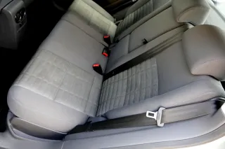 VW Golf 5M Plus Sitz Sitze Rückbank Rücksitzbank Lehne anthrazit hinten - TOUR - Bild 1