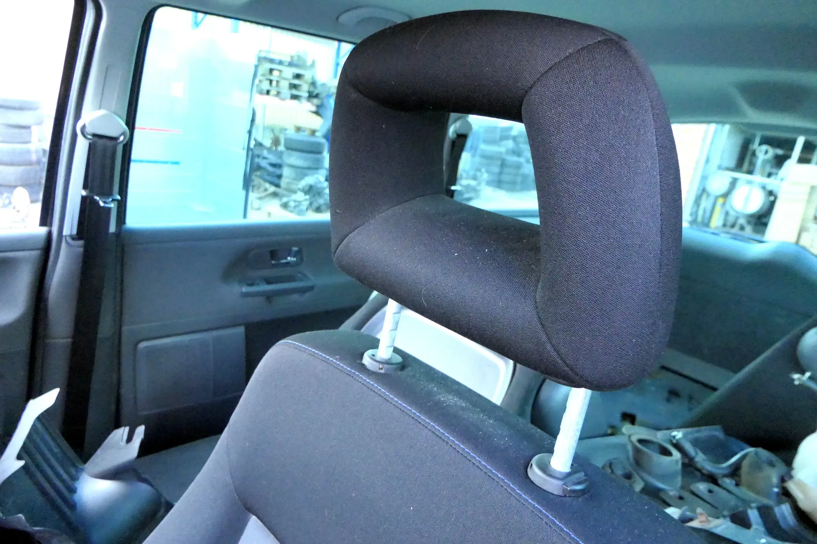 VW Sharan 7M ab Bj. 2000 Kopfstütze vorne vorn schwarz - Bild 1