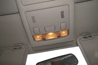Audi A2 8Z Innenraumleuchte Leuchte innen Leselampe Leseleuchte 8Z0947111D - Bild 1