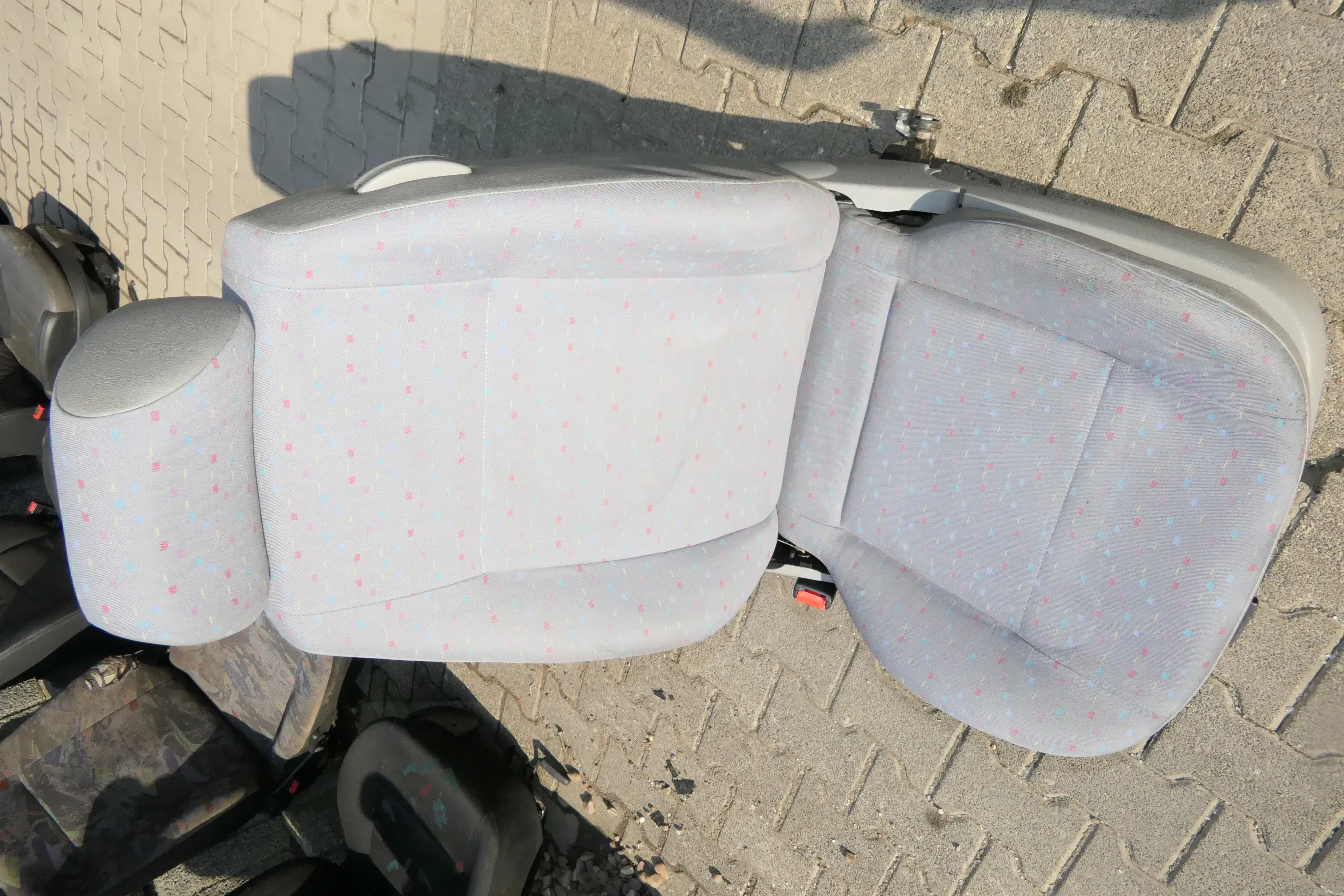 Seat Arosa VW Lupo Sitz vorne links Fahrersitz 2/3-Türer in grau - Bild 1