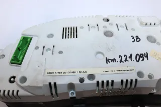 VW Passat 3B Tacho Tachometer Kombiinstrument 221.000km 09051969901 1,6 74kw AHL - Bild 5