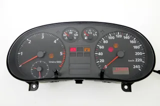 Audi A3 8L Tacho Tachometer Kombiinstrument 8L0919860 181.000km TDI Diesel - Bild 1