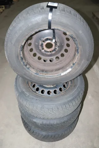 Skdoa Octavia 1Z 195/65 R15 91T Winterreifen M+S Felgen Reifen M&S ca. 4-6mm - Bild 7