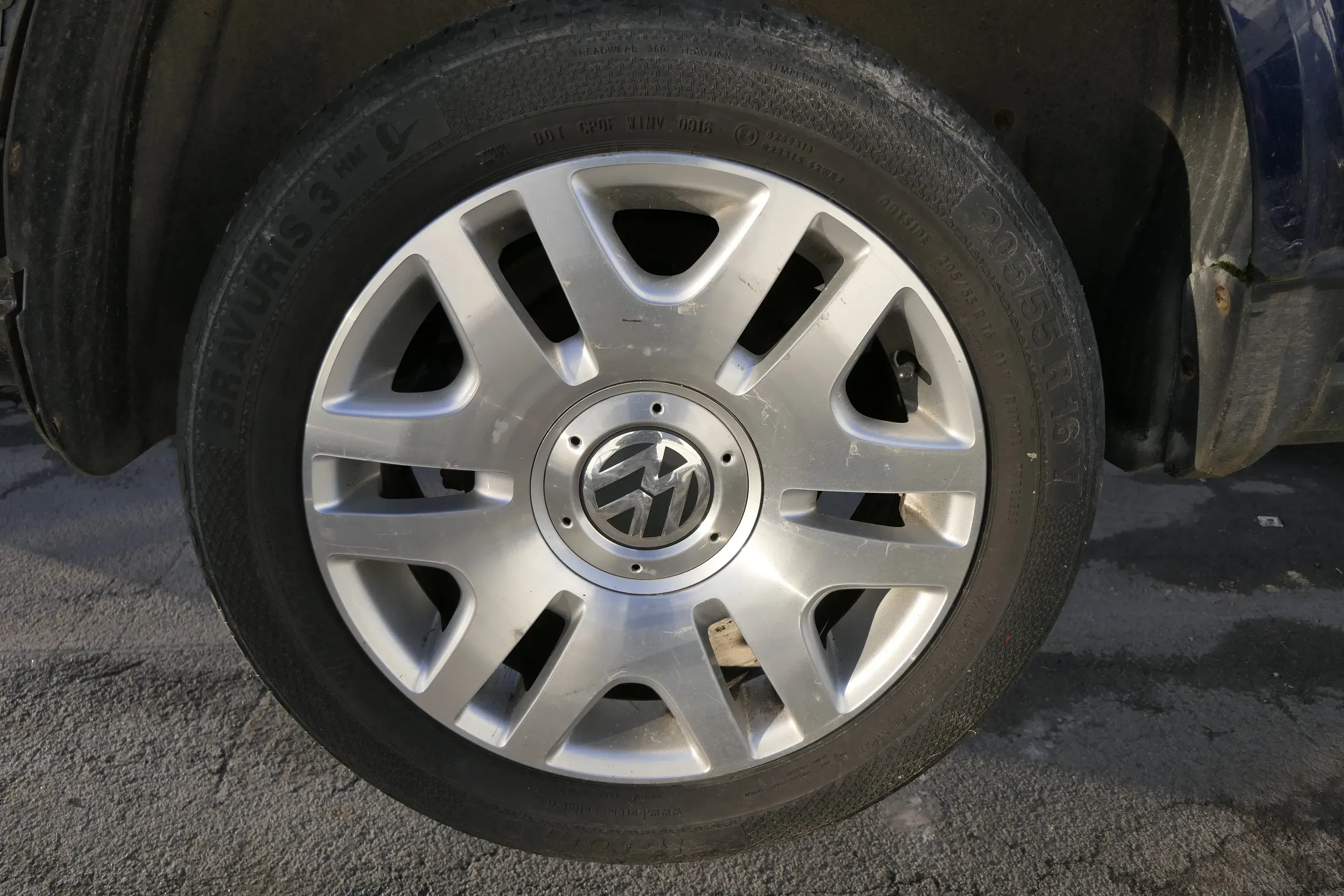 1x Passat 3BG Alufelgen 205/55 R16 3B0601025AD Cleveland 7x16ET37 - OHNE DECKEL - Bild 1
