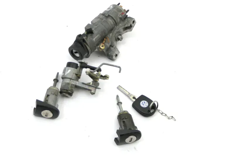 VW Golf 4 Lim Schloßsystem 2x Türschloß 1x Schlüssel Schloß Zündschloß Hecksch M - Bild 1