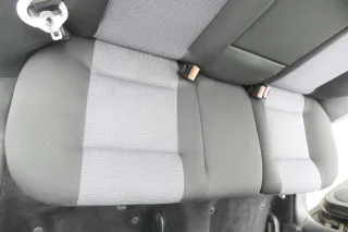 Golf 4 Limousine Sitz Rückbank Rücksitzbank Sitzfläche Sitze Kopfstützen schwarz - Bild 5
