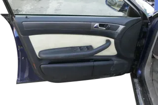 Audi A6 4B Türverkleidung Verkleidung Tür vorne hinten Leder besch melange beige - Bild 1