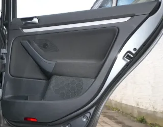 1x Golf Variant Kombi AJ5 5 1K Türverkleidung Verkleidung Tür hinten rechts schw - Bild 4