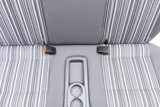 VW Fox Rückbank für Kopfstütze mit den beiden Kopfstützen Rücksitzbank - Bild 2