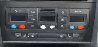 Audi A4 8E Steuergerät Klimaanlage Klimabedienteil 8E0820043AB /J Sitzheizung - Bild 1