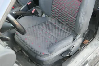 A3 8L Sitz Fahrersitz vorne links 2/3-Türer klappbar höhenverstellbar rot - Bild 6