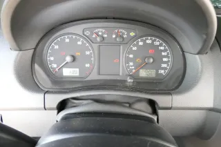 VW Polo 9N Tacho Tachometer Kombiinstrument 140.000km 6Q0920800P 1,2 47kw 40kw - Bild 2