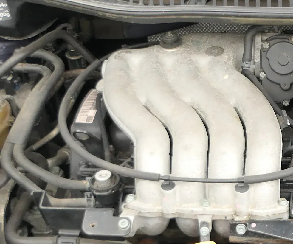 VW Golf 4 Bora Ansaugbrücke Ansaugkrümmer 06A133206B APK AQY 2,0 85kw 115PS - Bild 1