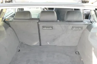Audi A4 B5 Kombi Avant Rückbank Rücksitzbank Sitz Rücksitz 3 Punkt Gurt Kopfstüt - Bild 3