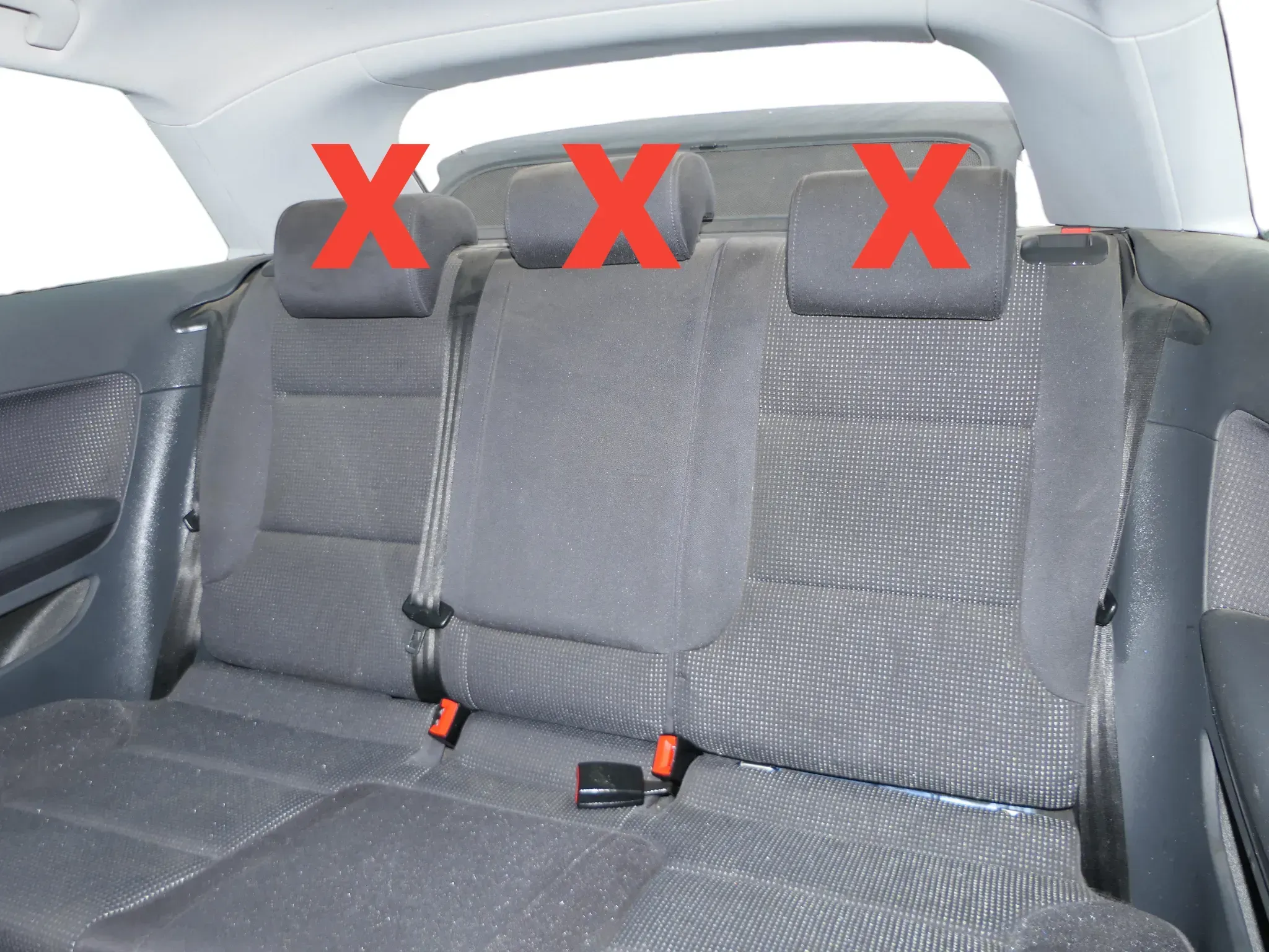Audi A3 8P Sitz Rückbank Rücksitzbank hinten 2/3-Türer 3-Punkt-Gurt schwarz/grau - Bild 1