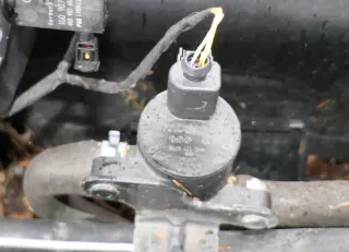 A4 8K A5 Kühlmittelregelventil Ventil Kühlmitttel 4H0121671B Magnetventil - Bild 1