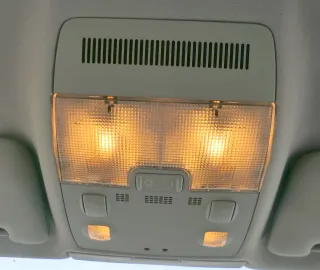 Audi A4 8E 8P Schalter Innenleuchte Leuchte Lampe Leseleuchte 8E0947135D platin - Bild 1