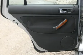 1x VW Golf 4 1J Kombi Türverkleidung Verkleidung Tür hinten links schwarz - Bild 1