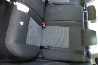 Seat Ibiza 6L Rückbank Rücksitzbank Sitz OHNE Kopfstütze Sitzbank 3-Punkt Sitze - Bild 3