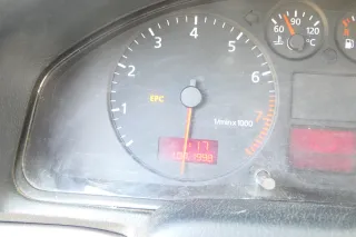 Audi A4 B5 Tacho Tachometer Kombiinstrument 220.000km 8D0920901D Benziner 1,6 - Bild 2