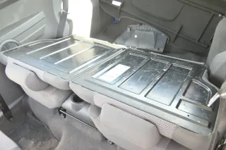 VW Fox Rückbank für Kopfstützen Kopfstütze Rücksitzbank getrennt teilbar geteilt - Bild 2