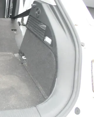 Audi A1 8X Abdeckung Verkleidung Kofferraum hinten rechts Seite 4/5-Türer - Bild 1