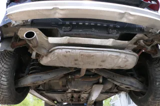 Audi A3 8P Auspuff Endschalldämpfer hinten 1,6  Motor BAG BLP BLF Mittelschal - Bild 5
