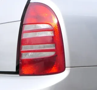 Skoda Superb 3U Limo Rücklicht hinten rechts 3U5945112 Rückleuchte Heckleuchte - Bild 1