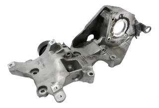 VW Passat 3C Golf 6 Halter Konsole Lichtmaschine Träger 2,0 TDI 03L903139Q Pumpe - Bild 2